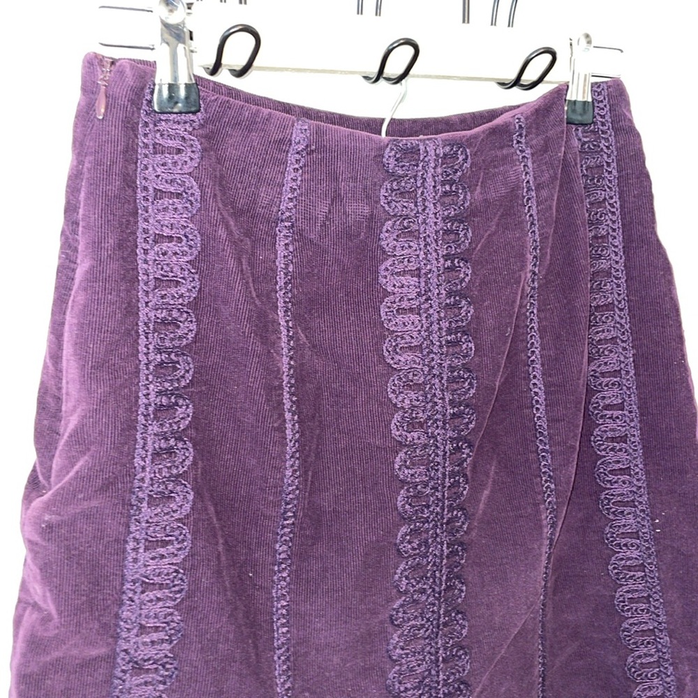 Boden corduroy stitched embroidered detailing midi skirt - Picture 4 of 8